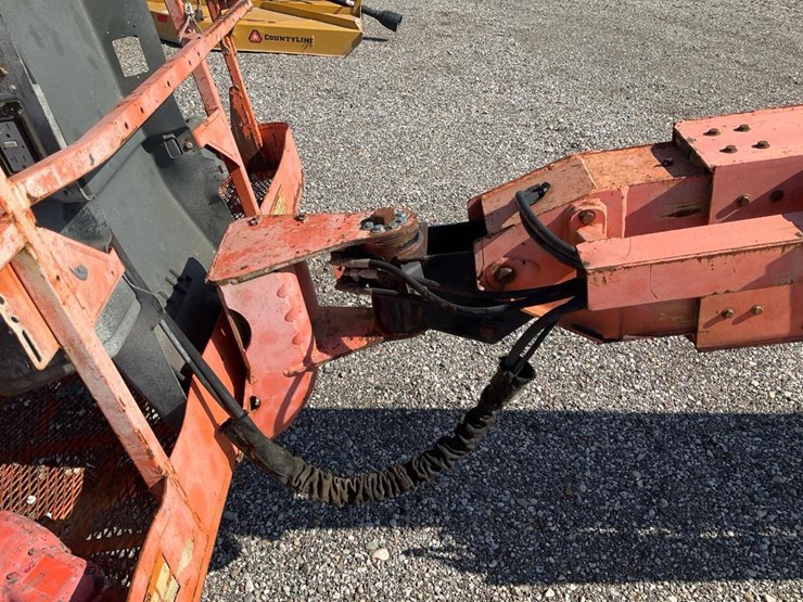 2005-jlg-600s-image-16