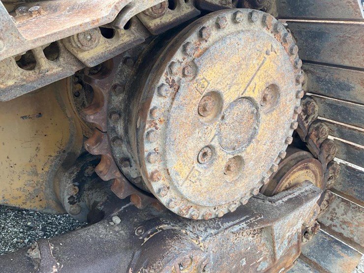 2012-caterpillar-d6t-lgp-image-19