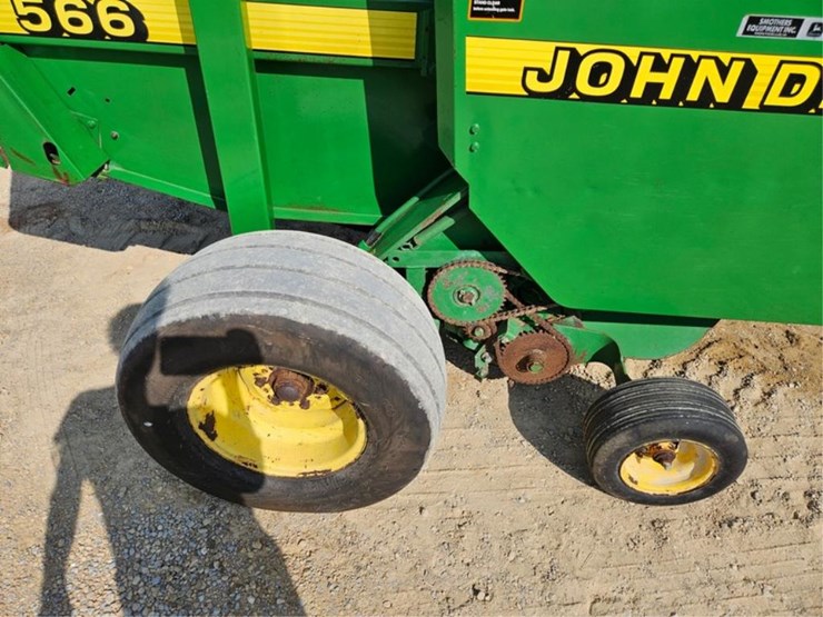 john-deere-566-image-22