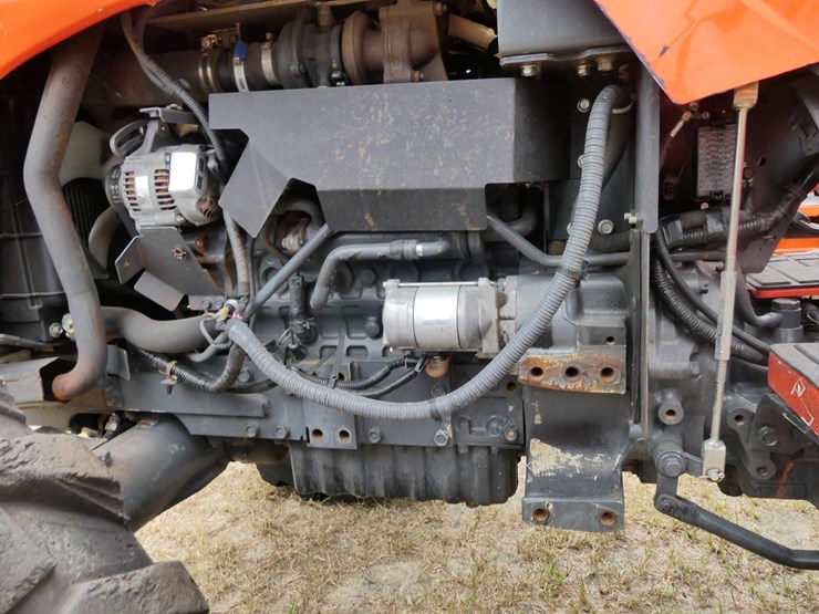 2020-kubota-mx5400-image-9