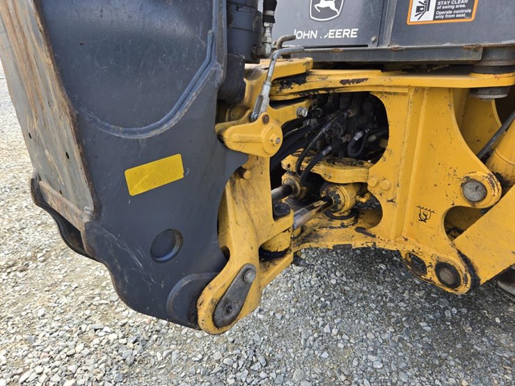deere-310sl-image-37