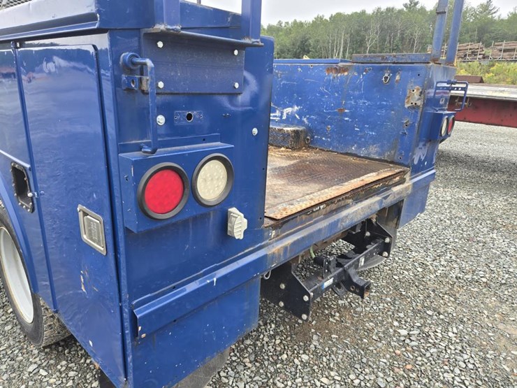 2008-ford-f550-image-27