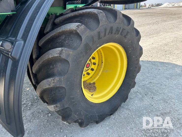 2020-john-deere-2020-image-27
