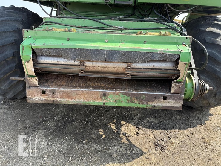 john-deere-8820-image-9