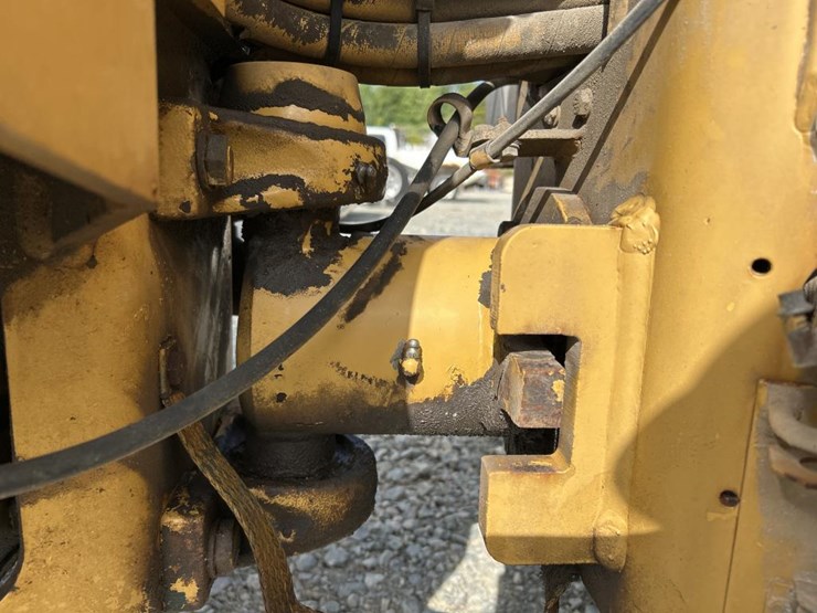 caterpillar-cb-224c-image-22