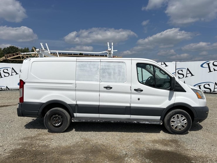 2015-ford-transit-image-6
