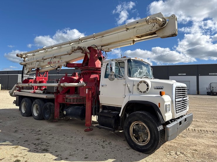 ford-l8000-image-5