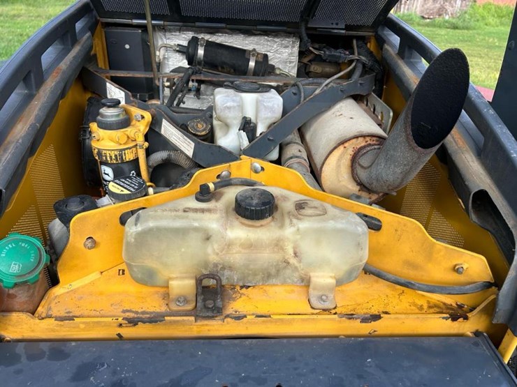 2012-deere-333d-image-27