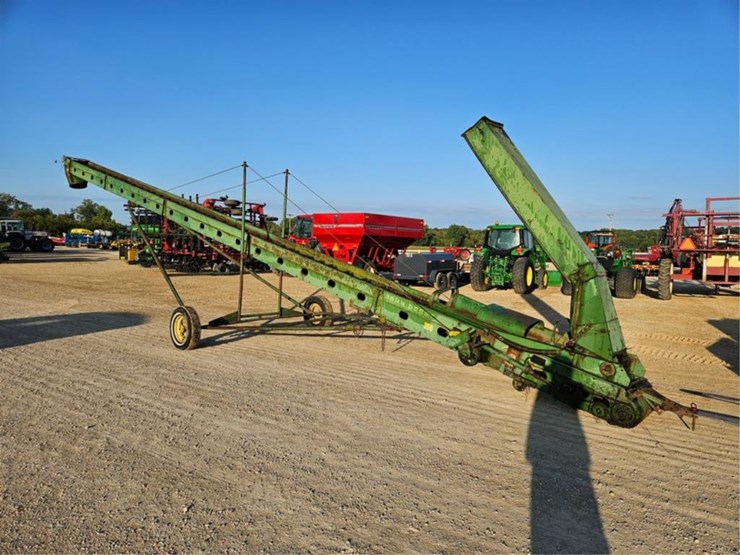john-deere-350-image-7