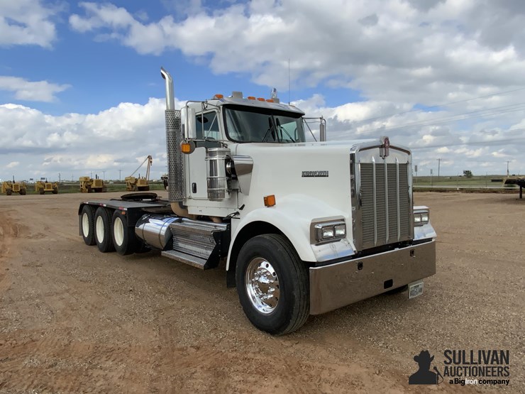 2008-kenworth-w900-image-3