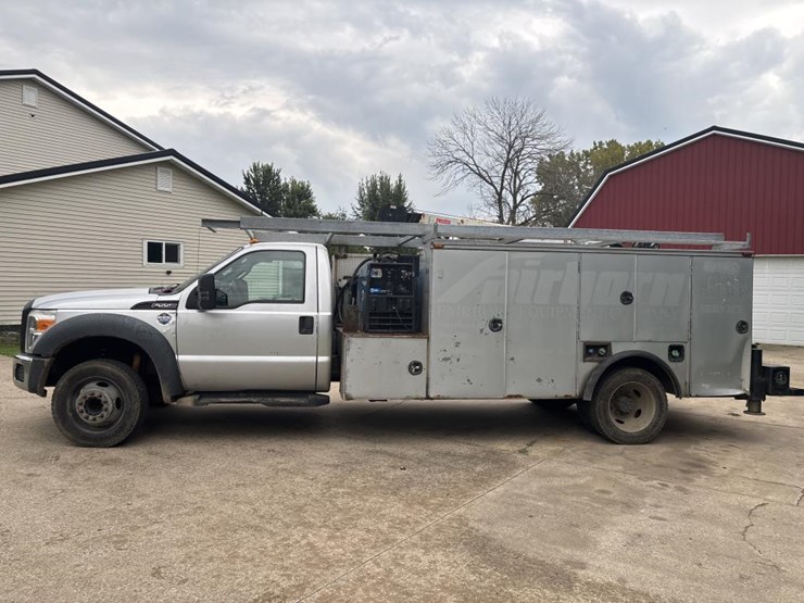 2012-ford-f550-image-2