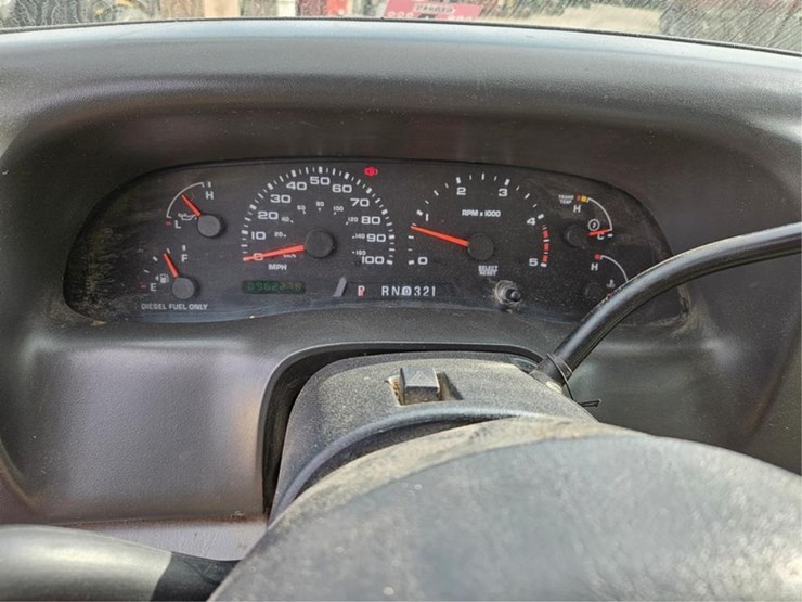 2004-ford-f350-image-29