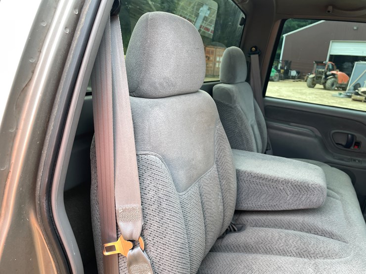 1999-gmc-2500-image-46