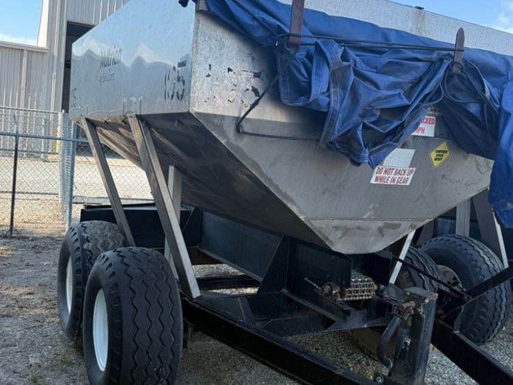 adams-dry-spreader-(pz13900,-unit-87784)-image-2