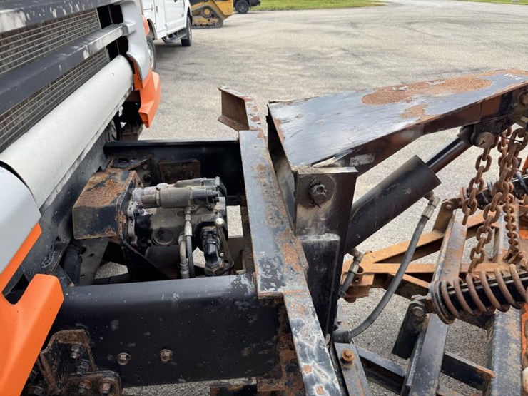 #1084-•-2006-sterling-tandem-axle-patrol-truck-image-26
