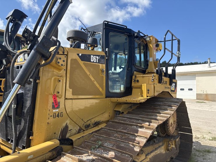 2018-caterpillar-d6t-lgp-image-7