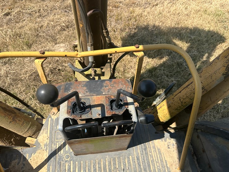 ford-555d-image-74