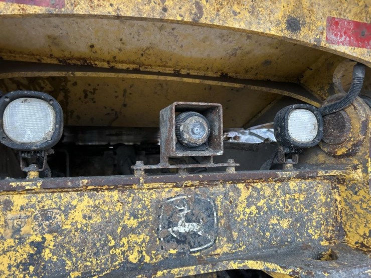 2014-deere-460e-image-17