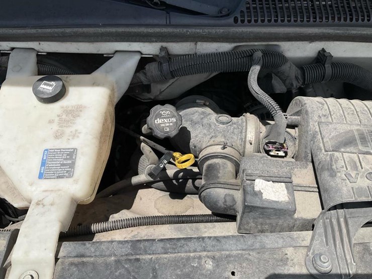 2013-chevrolet-express-g2500-image-43