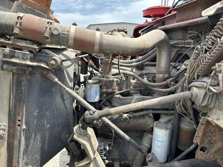 1994-mack-dm688s-image-41