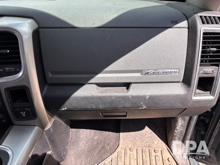 2016-dodge-ram-1500-image-63