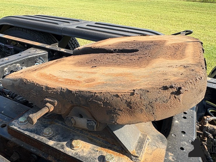 2020-kenworth-t680-image-15