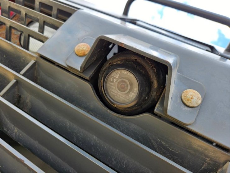 deere-331g-image-36