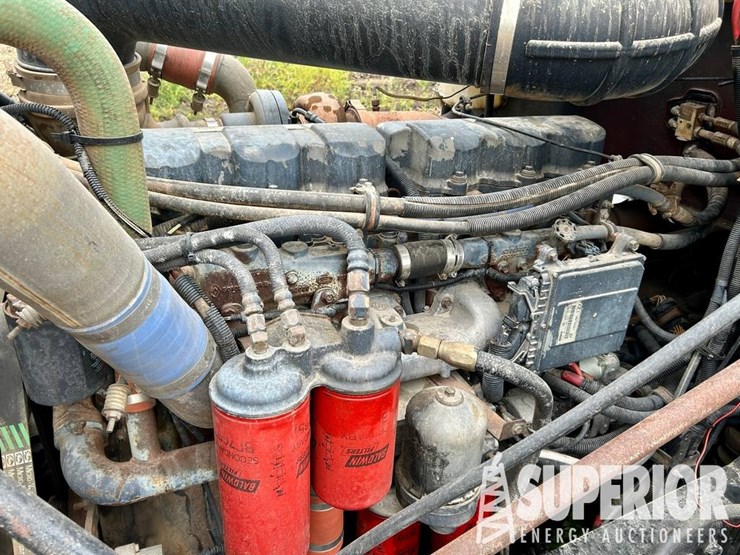 2001-mack-cl713-image-9