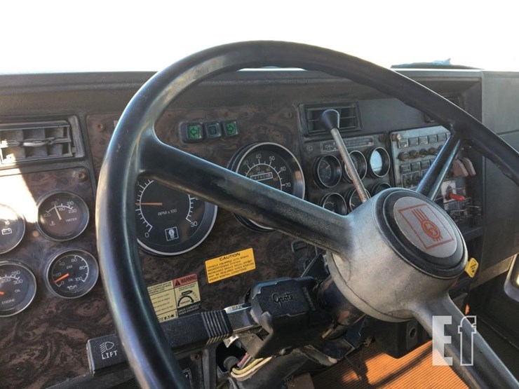 1995-kenworth-t600-image-6