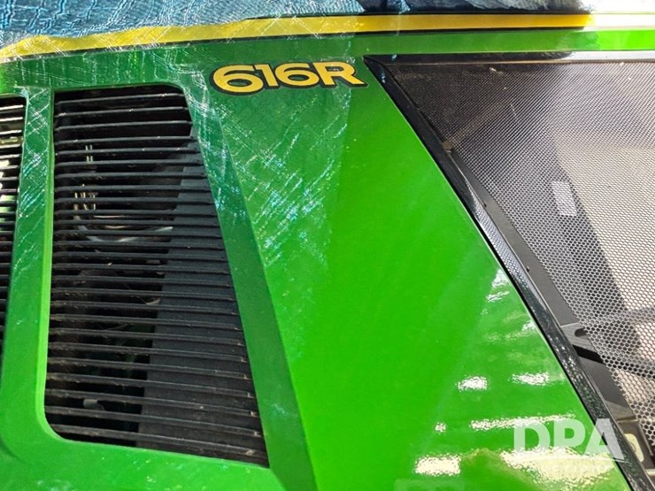 2025-john-deere-616r-image-31