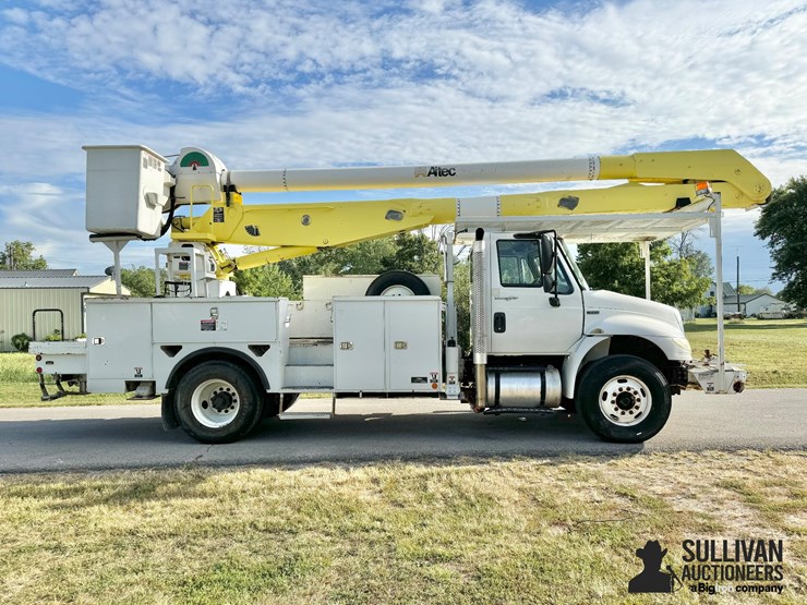 2012-international-durastar-4400-image-4