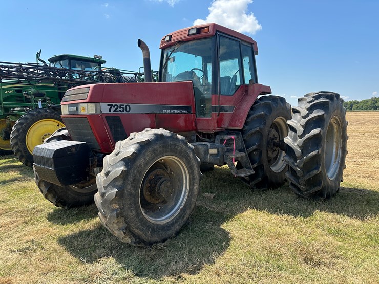 #32185-•-1995-case-international-7250-mfwd-tractor-jja0056887-image-1