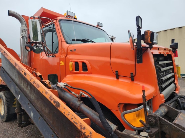 #1648-•-sterling-single-axle-patrol-truck-image-33
