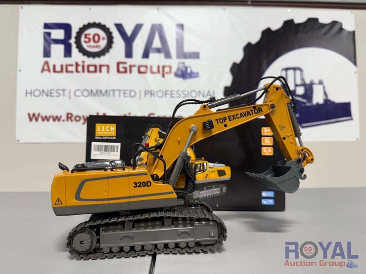 top-rc-11-channel-excavator-image-7