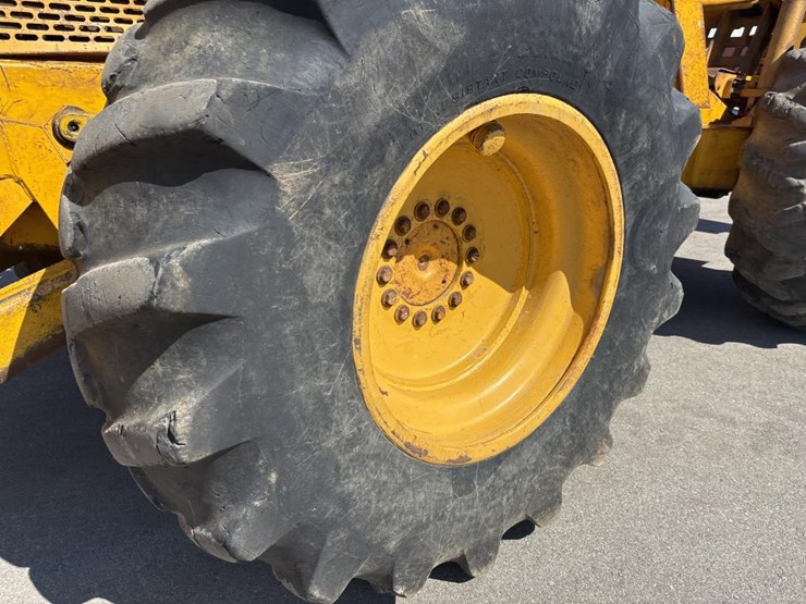 john-deere-640-image-38