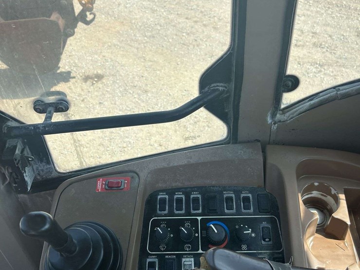 john-deere-444h-image-37