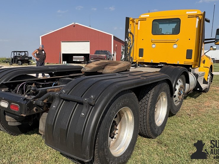 2020-kenworth-t680-image-5
