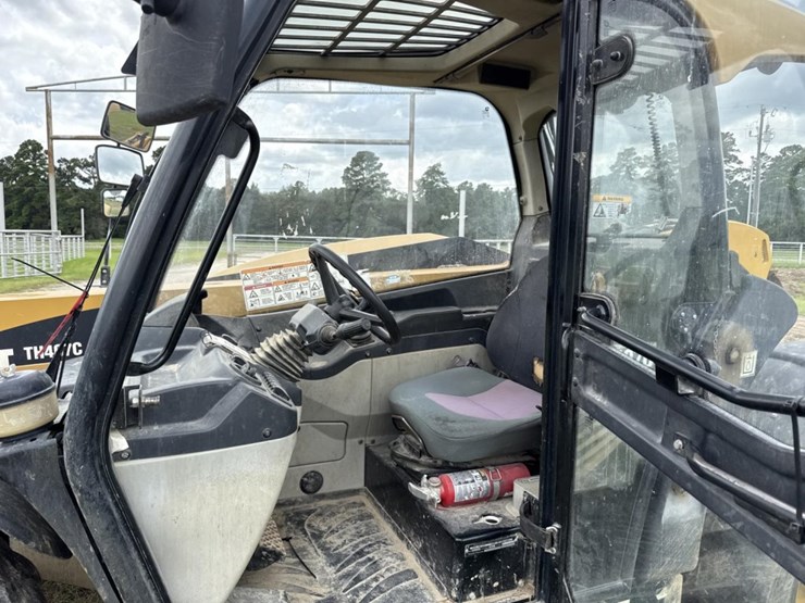 caterpillar-th407c-image-31