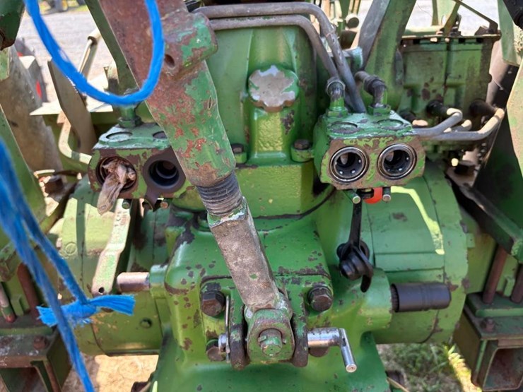 john-deere-2840-image-15