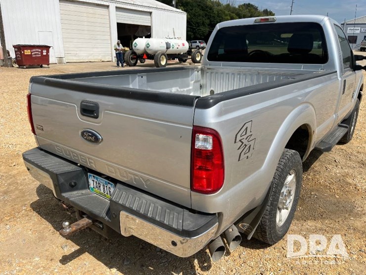 2013-ford-f250-xlt-image-33
