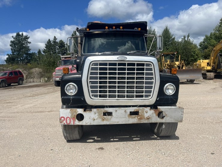ford-9000-image-8