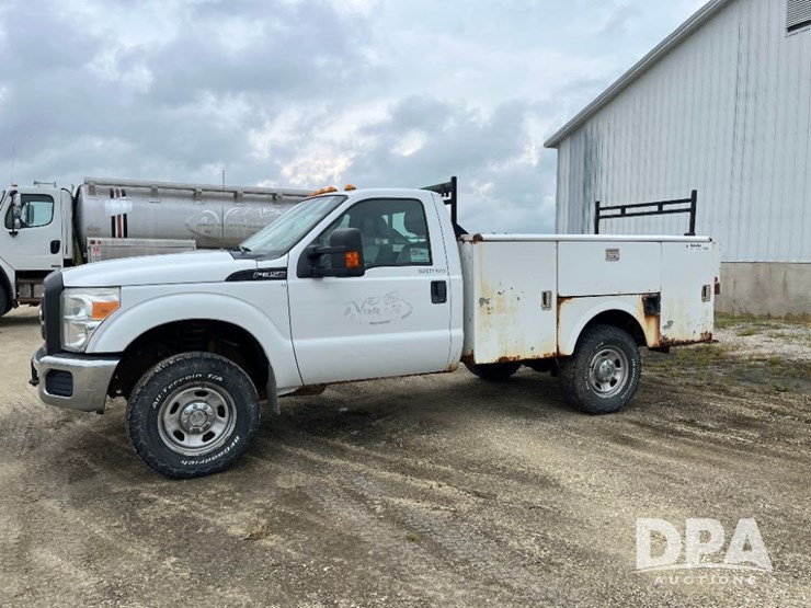 2012-ford-f350-image-16