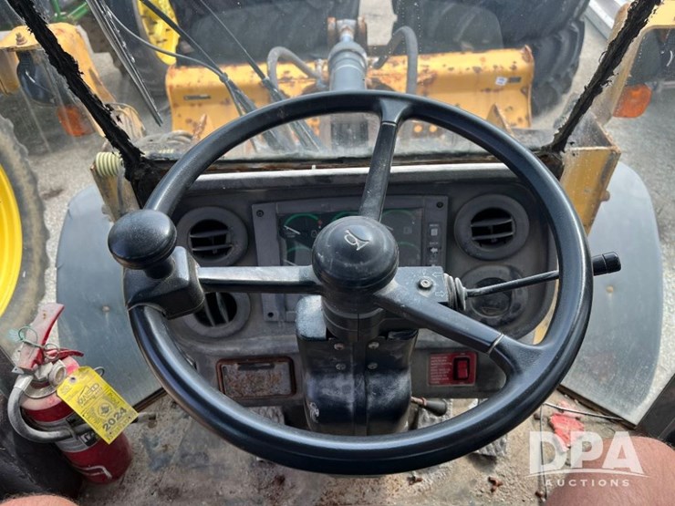 deere-444j-image-38