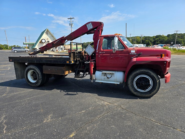 1990-ford-f800-image-30