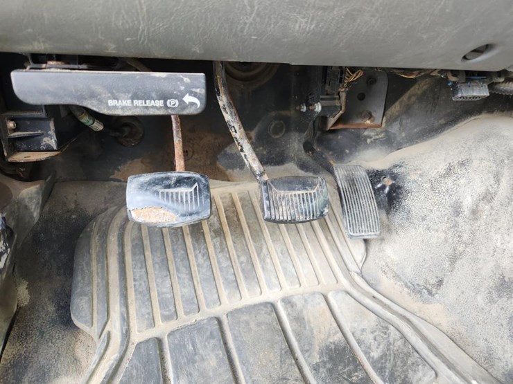 2002-ford-f550-image-59