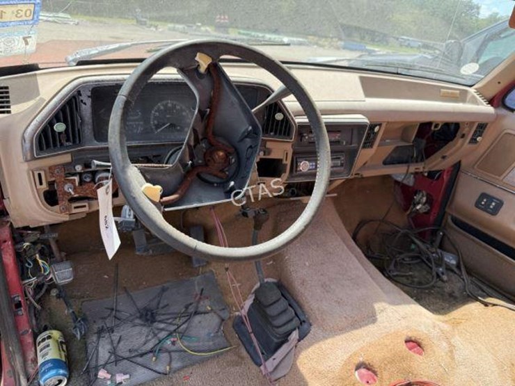 1991-ford-bronco-image-12