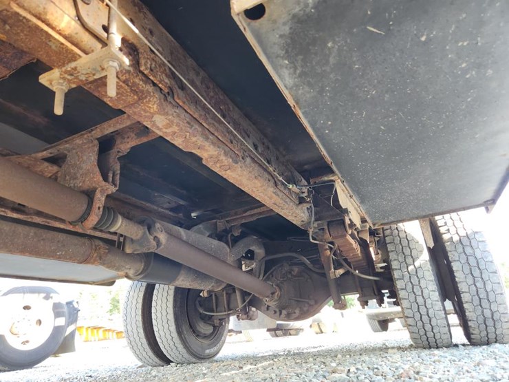 2006-ford-f550-image-44