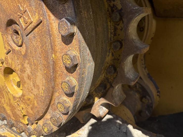 2018-caterpillar-d6t-lgp-image-28