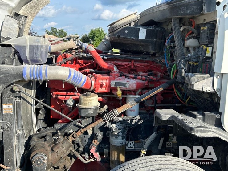 2020-kenworth-t680-image-4