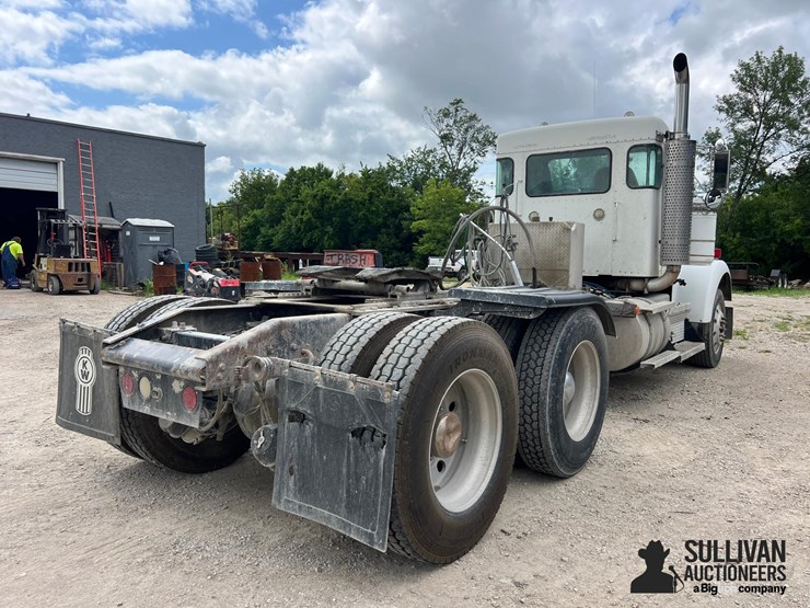 2003-kenworth-w900-image-5